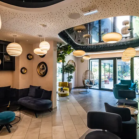 Voco Strasbourg Centre - The Garden By Ihg-2